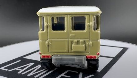 Тематическая Машинка Matchbox Toyota Land Cruiser FJ40 Moving Parts 1:64 FWD28/HVN18 Tan - Retromagaz, image 6