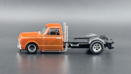 Машинка Premium Hot Wheels 1967 Chevy Custom C-10 Fast & Furious 1:64 JHW61 Orange - Retromagaz, image 3
