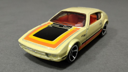 Машинка Базова Hot Wheels Volkswagen SP2 Volkswagen 1:64 FYD62 Yellow - Retromagaz, image 2