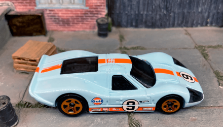 Машинка Базовая Hot Wheels '67 Ford GT40 Mk.IV Gulf Retro Racers 1:64 HCT72 Light Blue - Retromagaz, image 3