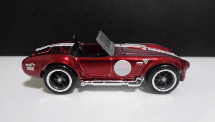 Машинка Базовая Hot Wheels Shelby Cobra 427 S/C Super Treasure Hunt STH Muscle Mania 1:64 GTD13 Red - Retromagaz, image 3