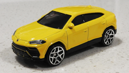 Машинка Базова Hot Wheels '17 Lamborghini Urus Exotics 1:64 GHB36 Yellow - Retromagaz, image 2