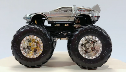 Машинка-Позашляховик Hot Wheels Back to the Future Time Machine DeLorean DMC-12 Monster Truck 1:64 JDP80 Silver - Retromagaz, image 4