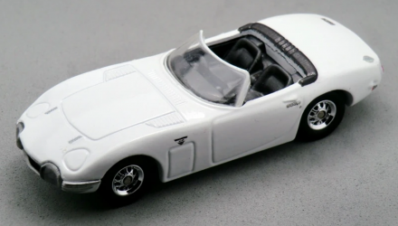 Машинка Premium Hot Wheels 007: You Only Live Twice Toyota 2000GT Roadster Rep. Entertainment 1:64 HKC27 White - Retromagaz, image 2