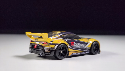 Машинка Premium 2шт Hot Wheels '20 Toyota GR Supra Trueno та Fleet Street Team Transport 1:64 JHX87 Yellow - Retromagaz, image 6