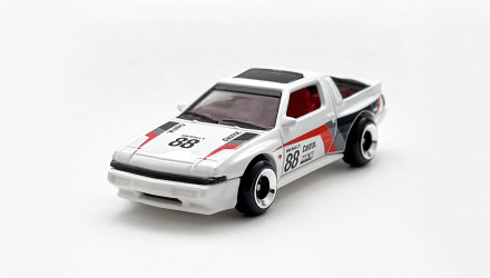 Машинка Базовая Hot Wheels Mitsubishi '88 Mitsubishi Starion EV 1:64 JJH58 White - Retromagaz, image 1