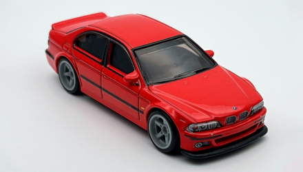 Машинка Premium Hot Wheels '01 BMW M5 Canyon Warriors 1:64 FPY86/HKC52 Red - Retromagaz, image 5