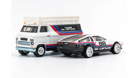 Машинка Premium 2шт Hot Wheels DMC DeLorean и Транспортер HW Rally Hauler Team Transport 1:64 JBM35 White - Retromagaz, image 5