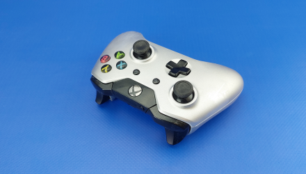 Геймпад Беспроводной Microsoft Xbox One Version 1 Silver Black Б/У Нормальный - Retromagaz, image 2