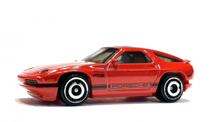 Машинка Базова Hot Wheels 1983 Porsche 928S Muscle Mania 1:64 HYW53 Red - Retromagaz, image 3