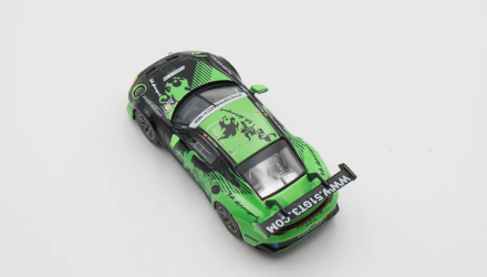 Машинка Premium Tarmac Works Porsche Porsche 911 GT3 Cup (992) Fire Monkey Motorsport 1:64 T64-093-FMM Green - Retromagaz, image 4