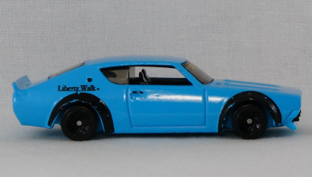 Машинка Базовая Hot Wheels Nissan Skyline 2000GT-R LBWK Liberty Walk J-Imports 1:64 HCW32 Blue - Retromagaz, image 4