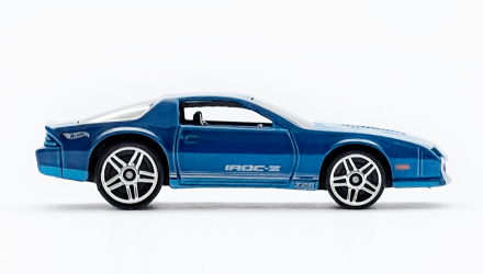 Машинка Базовая Hot Wheels '85 Chevrolet Camaro Iroc-Z Muscle Mania 1:64 GTC16 Blue - Retromagaz, image 4