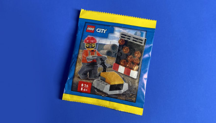 Конструктор Lego Фигурка Builder with Plate Compactor and Flashing Arrow Sign Paper Bag City 952510 cty1936 Новый - Retromagaz, image 2