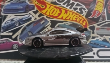 Тематическая Машинка Hot Wheels Mitsubishi 1995 Mitsubishi Eclipse Fast & Furious 1:64 JKX22 Silver - Retromagaz, image 3