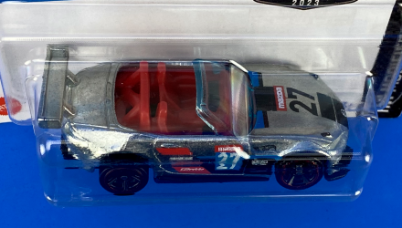 Машинка Базовая Hot Wheels '15 Mazda MX-5 Miata Zamac Modified 1:64 HKL27 Silver - Retromagaz, image 5