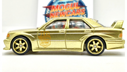 Машинка Premium Hot Wheels Mercedes-Benz 190 E 2.5-16 Evo II Chase Modern Classics 1:64 JKF18 Gold - Retromagaz, image 3