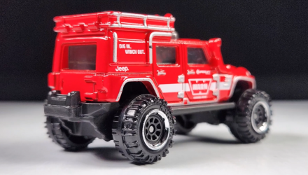 Машинка Большой Город Matchbox Jeep Wrangler Superlift Off-Road 1:64 HLD28 Red - Retromagaz, image 3