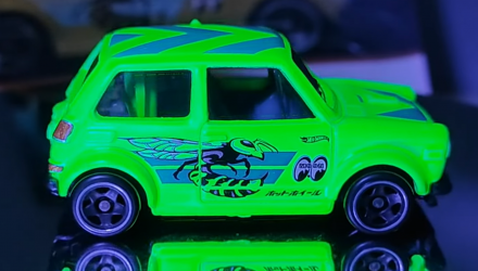 Тематическая Машинка Hot Wheels Custom '70 Honda N600 Neon Speeders 1:64 JBY92 Yellow - Retromagaz, image 6