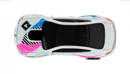 Тематическая Машинка Hot Wheels BMW M4 Neon Speeders 1:64 JKY02 White - Retromagaz, image 4