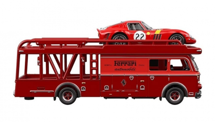 Машинка Premium 2шт Hot Wheels Ferrari 250 GTO та Fiat 642 RN2 Bartoletti Transporter Team Transport 1:64 JBM37 Red - Retromagaz, image 2