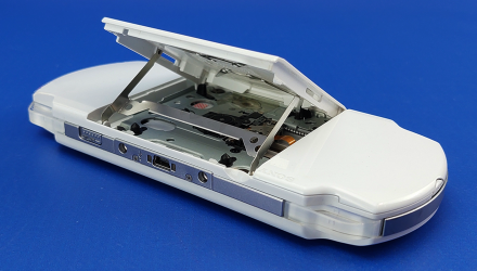 Консоль Sony PlayStation Portable Slim PSP-3ххх White Б/У Нормальний - Retromagaz, image 3