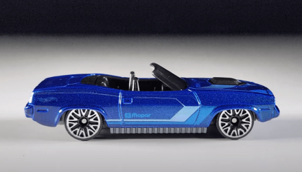 Машинка Базовая Hot Wheels '70 Plymouth Barracuda Roadsters 1:64 HTC13 Dark Blue - Retromagaz, image 4