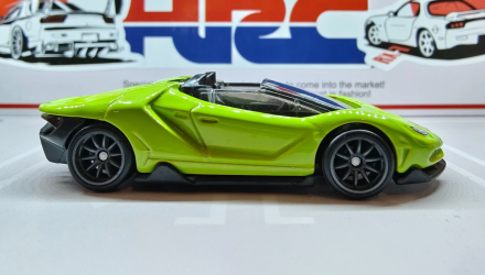 Машинка Базова Hot Wheels '16 Lamborghini Centenario Roadster Exotics 1:64 JJK74 Green - Retromagaz, image 3