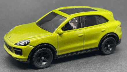 Машинка Premium Matchbox Porsche Cayenne Turbo Collectors 1:64 HVW10 Green - Retromagaz, image 1