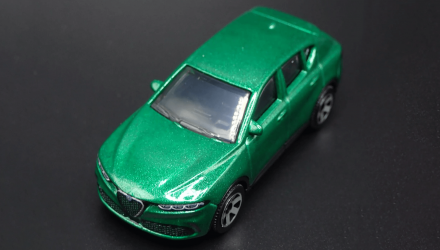 Машинка Велике Місто Matchbox 2023 Alfa Romeo Tonale Roadtrip 1:64 JFR99/HVN47 Green - Retromagaz, image 4