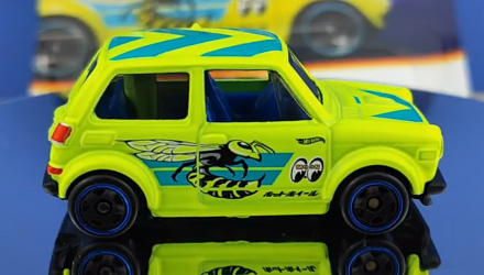 Тематическая Машинка Hot Wheels Custom '70 Honda N600 Neon Speeders 1:64 JBY92 Yellow - Retromagaz, image 3