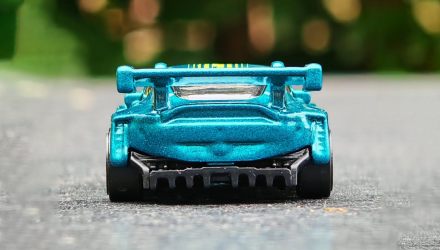 Машинка Базова Hot Wheels 2024 Aston Martin Vantage GT3 Exotics 1:64 JJH55 Green - Retromagaz, image 5