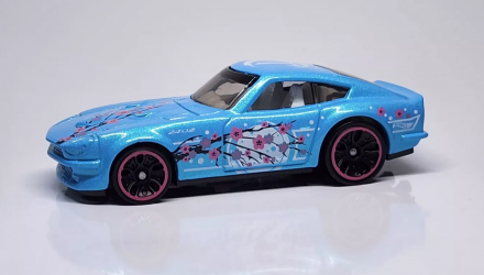 Машинка Базова Hot Wheels Datsun 240Z Art Cars 1:64 JJB80 Blue - Retromagaz, image 3