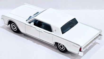 Машинка Велике Місто Matchbox 1964 Lincoln Continental 1:64 JBR73 White - Retromagaz, image 2