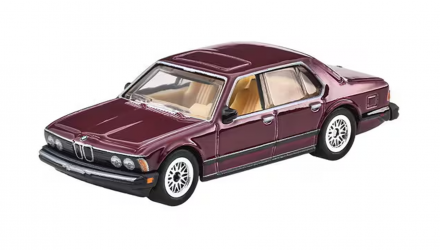 Машинка Premium Hot Wheels Stranger Things 1983 BMW 733i Pop Culture 1:64 JHW81 Red - Retromagaz, image 1