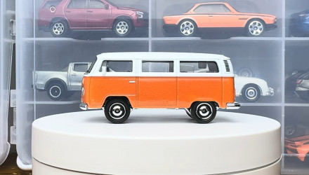 Тематична Машинка Matchbox 1973 Volkswagen T2b The Movie Series Moving Parts 1:64 JHV23 Orange - Retromagaz, image 4