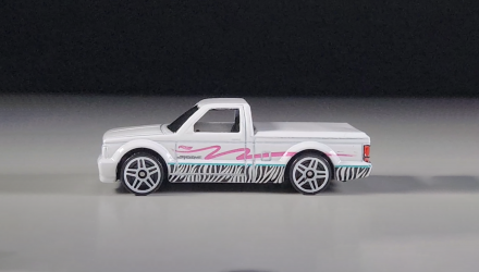 Машинка Базовая Hot Wheels '91 GMC Syclone The `90S 1:64 HTB09 White - Retromagaz, image 3