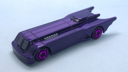 Машинка Базова Hot Wheels Batman: The Animated Series Batmobile Batman 1:64 HKH00 Purple - Retromagaz, image 2