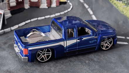 Машинка Базова Hot Wheels Chevy Silverado Then and Now 1:64 HTC67 Blue - Retromagaz, image 2