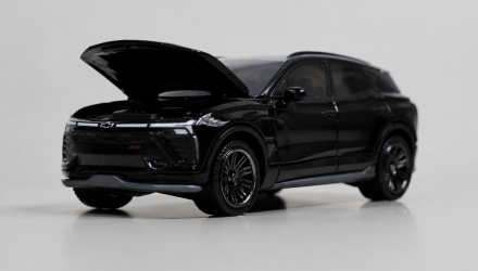 Тематична Машинка Matchbox 2024 Chevy Blazer EV Moving Parts 1:64 JHV48 Black - Retromagaz, image 1
