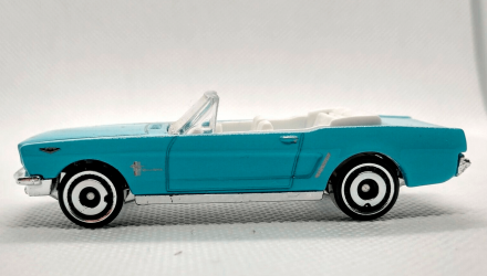 Машинка Базова Hot Wheels Thunderball 007 '65 Ford Mustang Convertible Screen Time 1:64 GHC77 Turquoise - Retromagaz, image 3