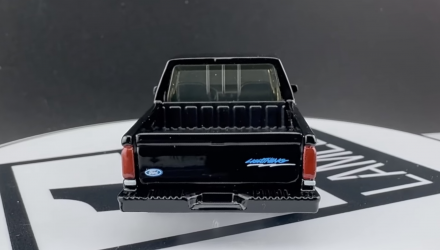 Тематическая Машинка Matchbox 1994 Ford F-150 SVT Lightning Moving Parts 1:64 JHV65 Black - Retromagaz, image 5