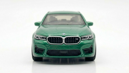 Тематическая Машинка Matchbox 2025 BMW M5 Touring / Tourisme Moving Parts 1:64 JHV25 Green - Retromagaz, image 4