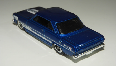 Машинка Базовая Hot Wheels '63 Chevy II Muscle Mania 1:64 DHP13 Blue - Retromagaz, image 2