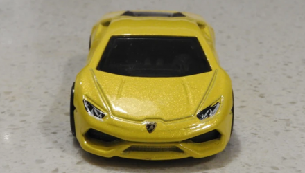 Машинка Базовая Hot Wheels Lamborghini Huracan LP 610-4 Workshop 1:64 CFH19 Yellow - Retromagaz, image 5