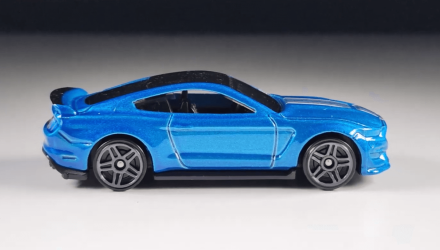 Машинка Базовая Hot Wheels Ford Shelby GT350R Muscle Mania 1:64 HCW36 Blue - Retromagaz, image 2