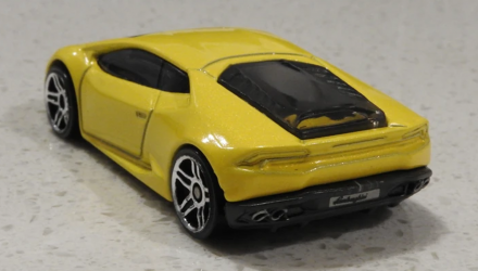 Машинка Базовая Hot Wheels Lamborghini Huracan LP 610-4 Workshop 1:64 CFH19 Yellow - Retromagaz, image 3