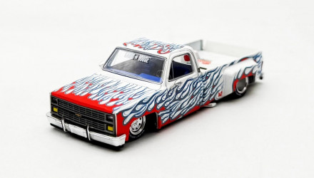 Машинка Premium Kaido House x MiNI GT Chevrolet Silverado Dually on Fire V2 1:64 KGMG157 Blue - Retromagaz, image 1