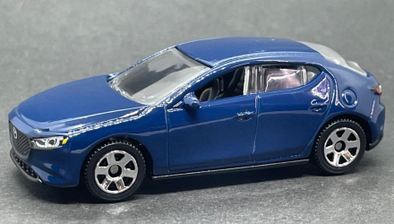 Машинка Велике Місто Matchbox 2019 Mazda 3 Highway 1:64 HLD11 Blue - Retromagaz, image 1