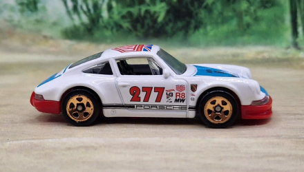 Машинка Базова Hot Wheels '71 Porsche 911 Magnus Walker Nightburnerz 1:64 FKB02 White - Retromagaz, image 5